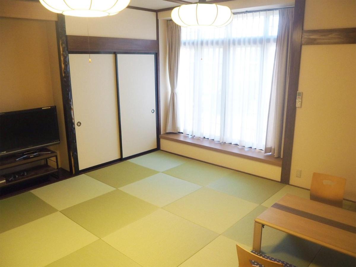 Hotel Oyado Hachibei Takayama  Esterno foto