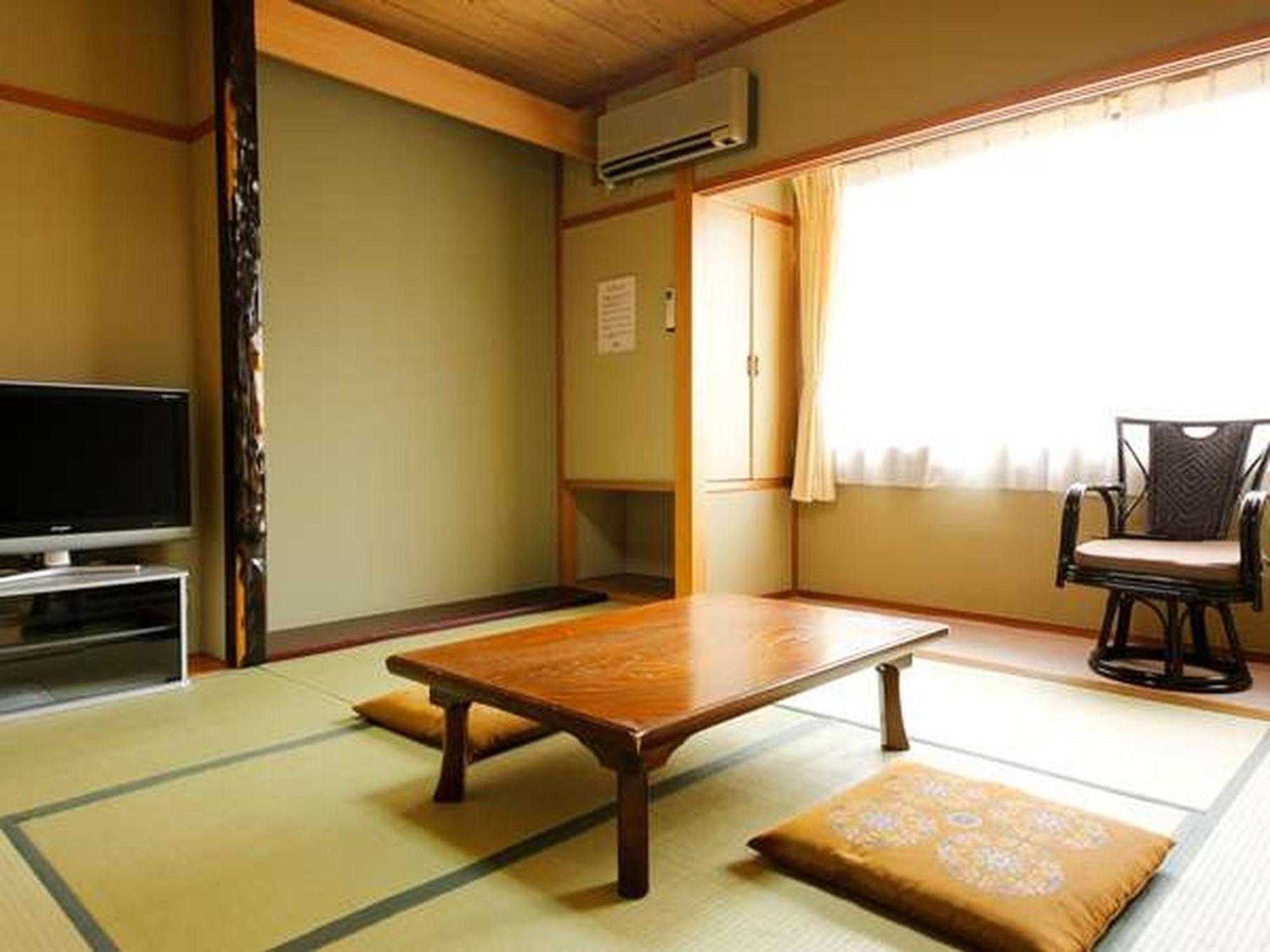 Hotel Oyado Hachibei Takayama  Esterno foto