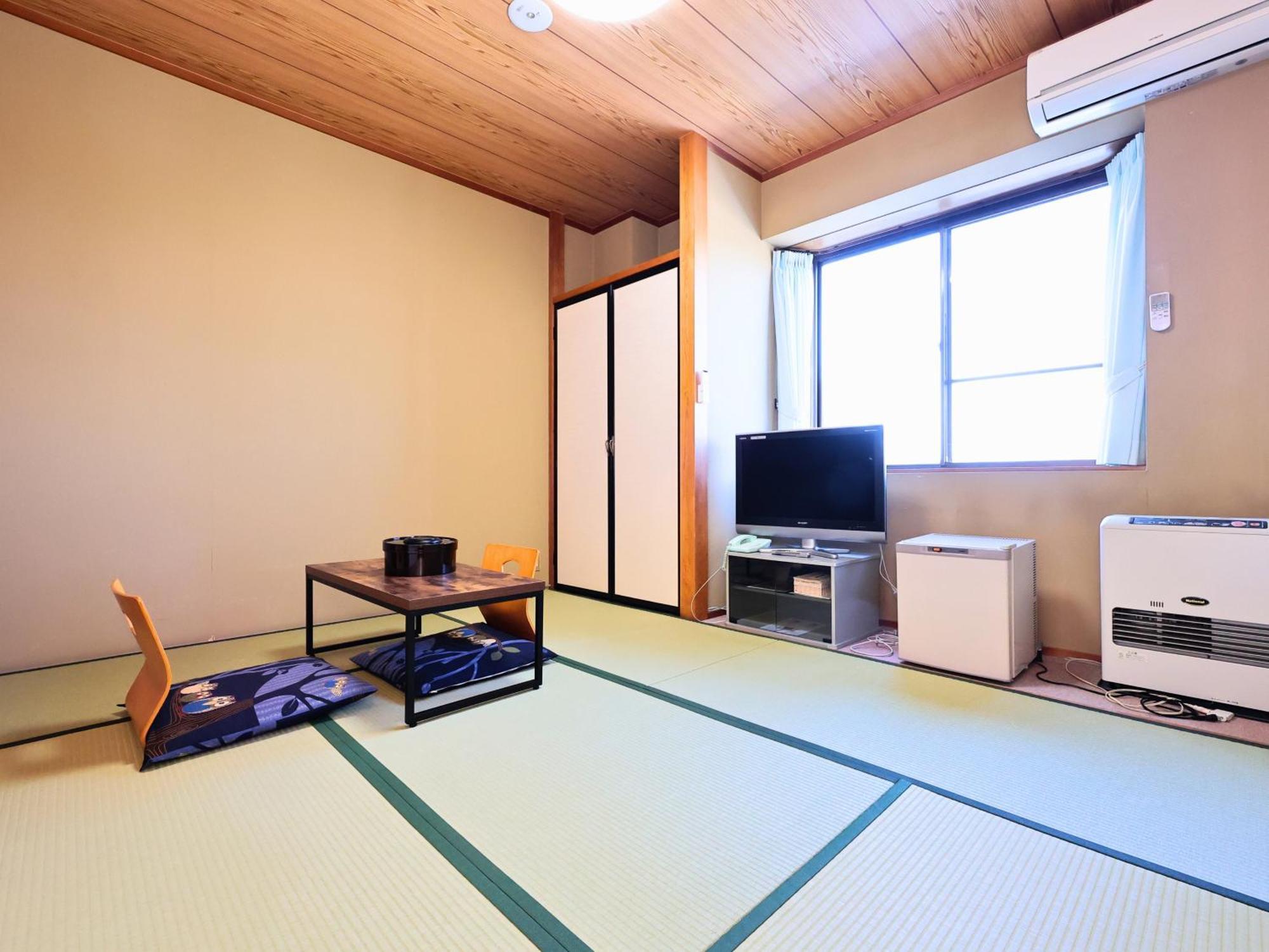 Hotel Oyado Hachibei Takayama  Esterno foto