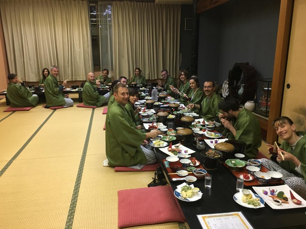 Hotel Oyado Hachibei Takayama  Esterno foto